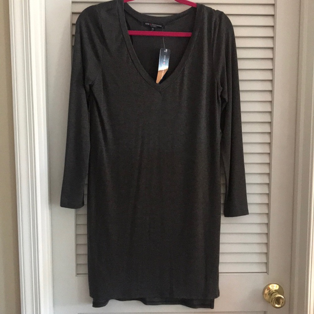 Long sleeve grey dress